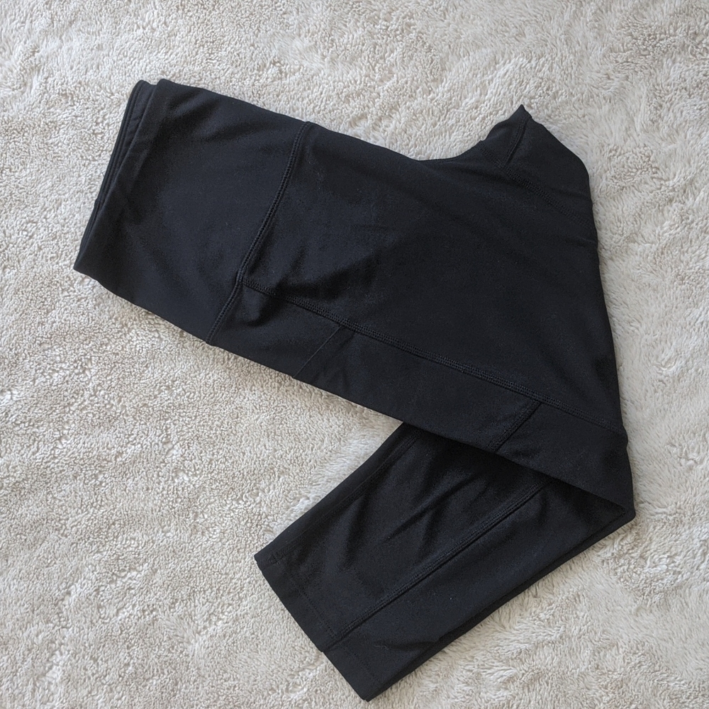 Capri Side Pocket Leggings